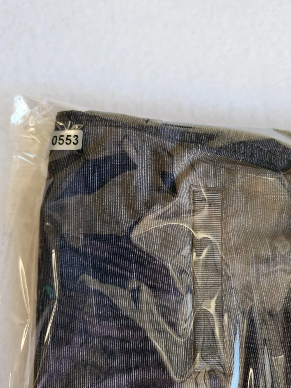 Salty Crew camo hybrid shorts Size 36